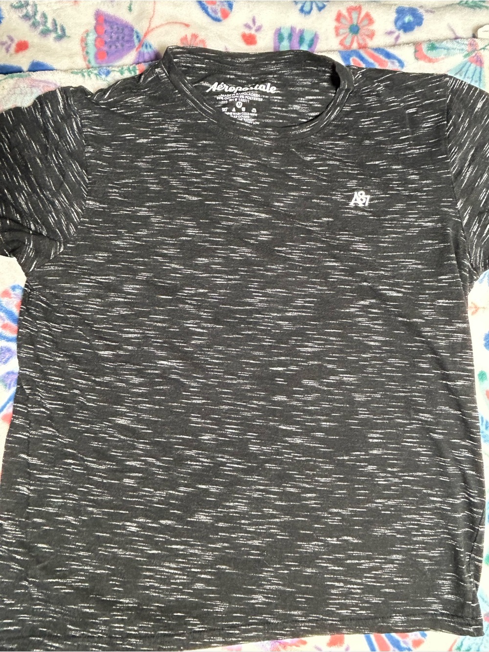 Aeropostale Men's Black and White Space-Dye Crew Tee
